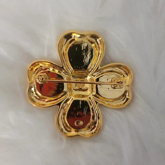 Gold and Pink Floral Brooch - Picture 3 of 3